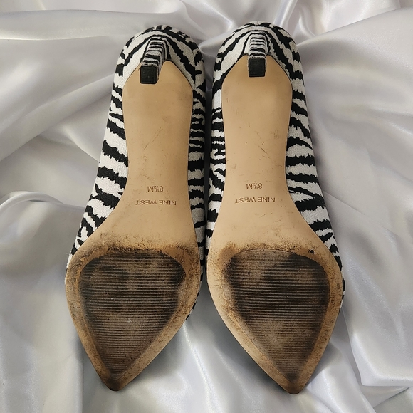 SOLD - Nine West Tatiana Pointy Toe Pumps | Zebra Print Design | Size 8.5 - Picture 6 of 7